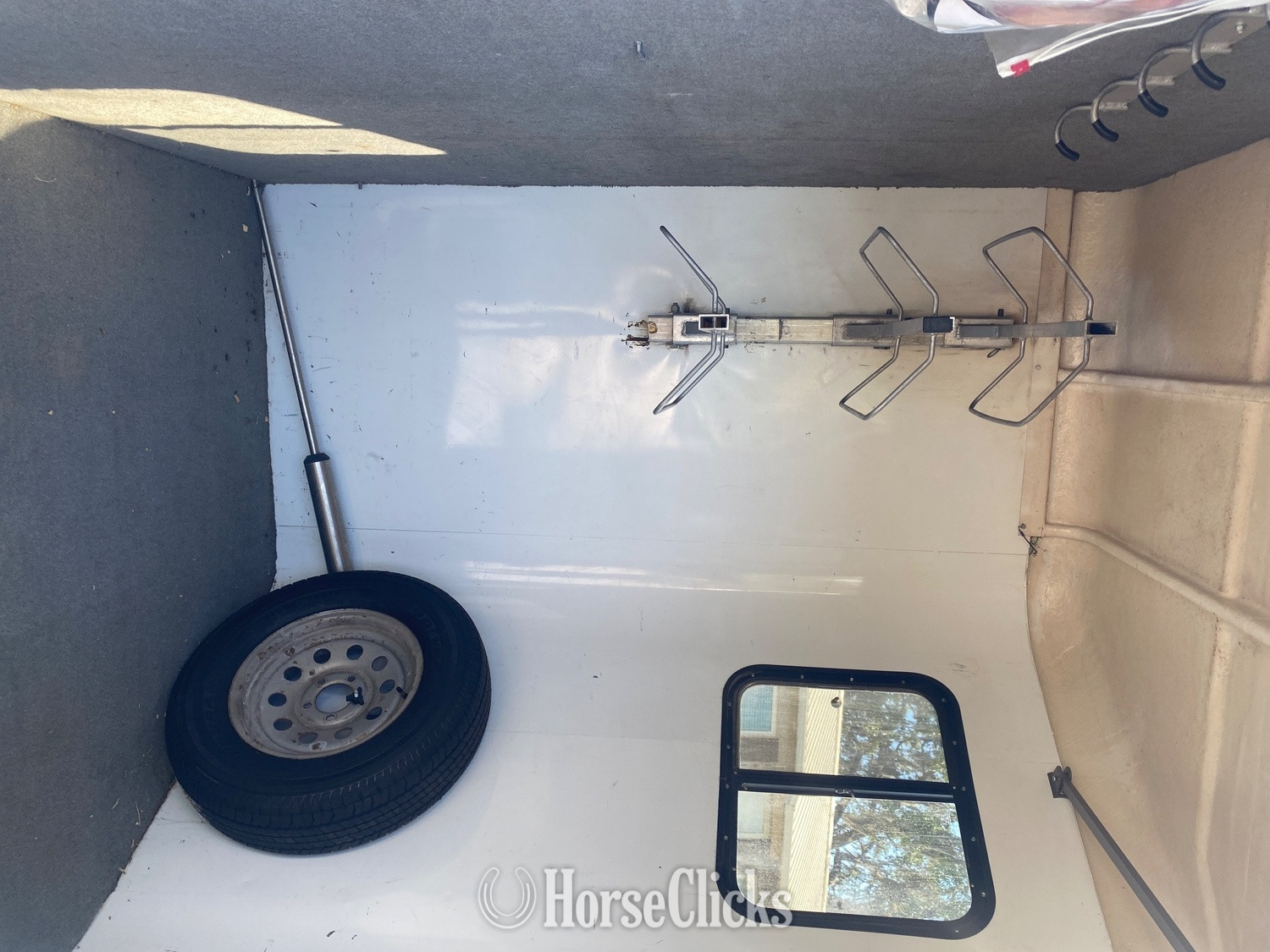 Florida 1999 Trail-et  Bumper Pull Horse Trailer