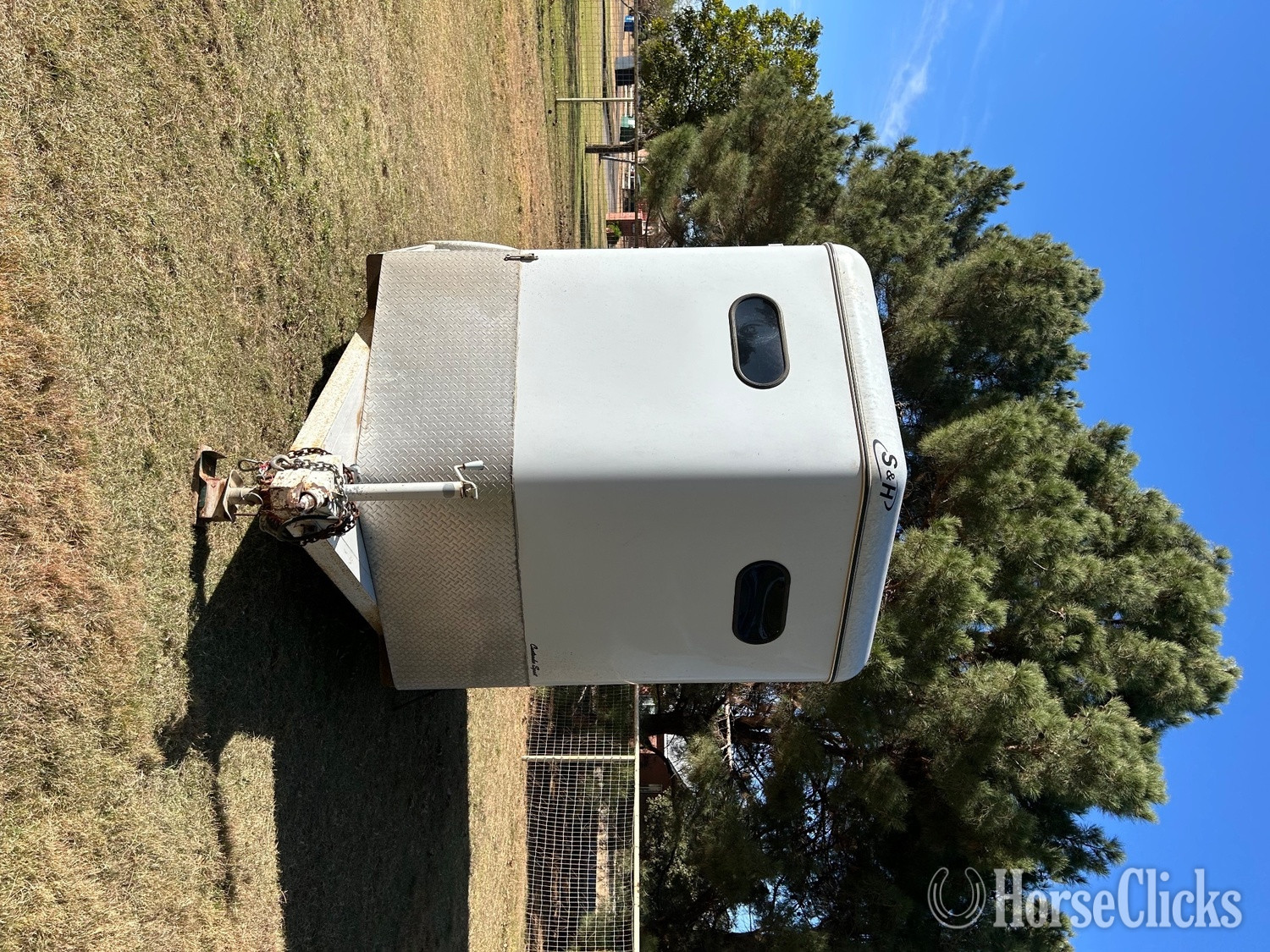 2007 S&H Trailers Contender Sport Bumper Pull Horse Trailer