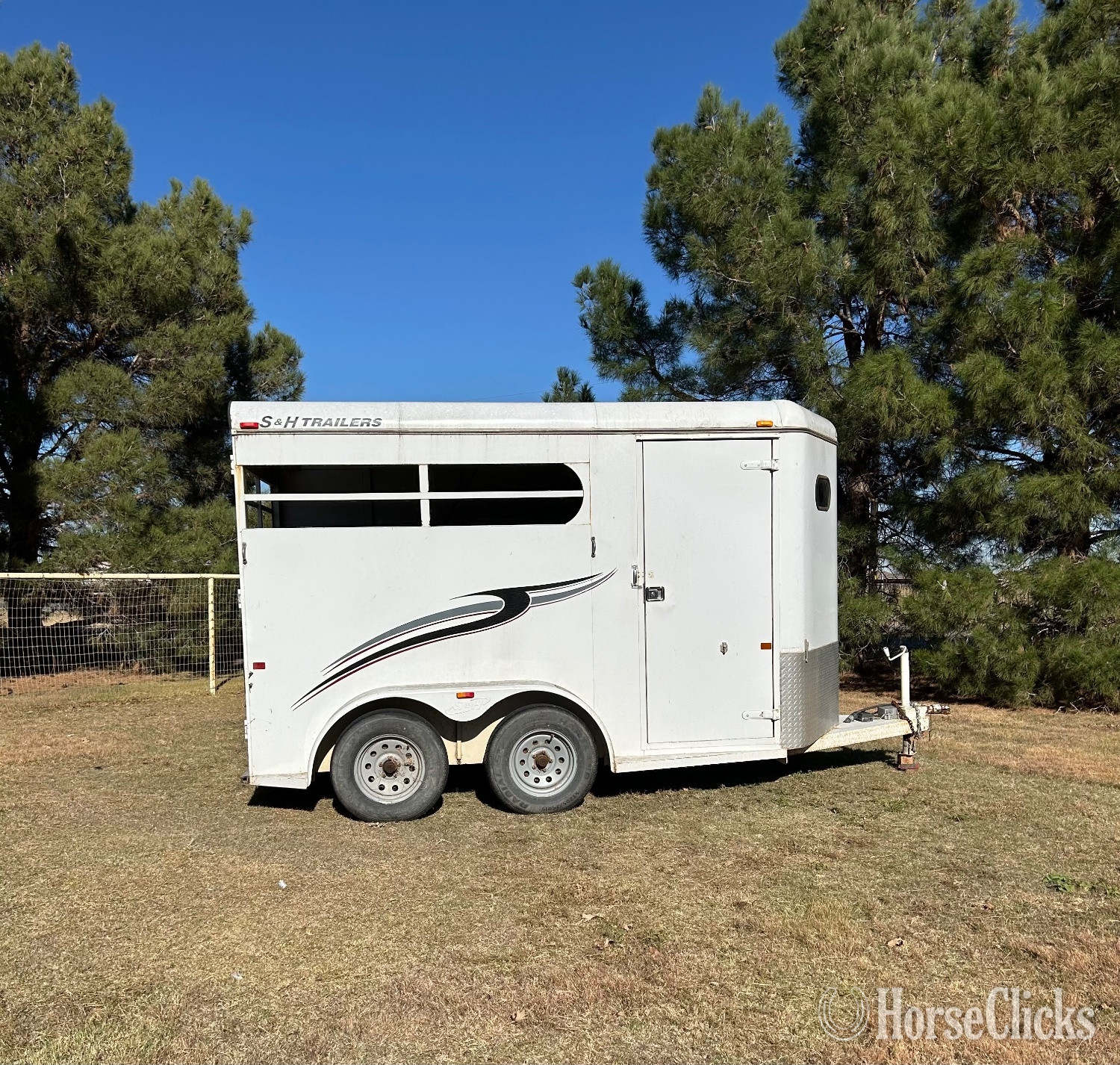 Texas 2007 S&H Trailers Contender Sport Bumper Pull Horse Trailer