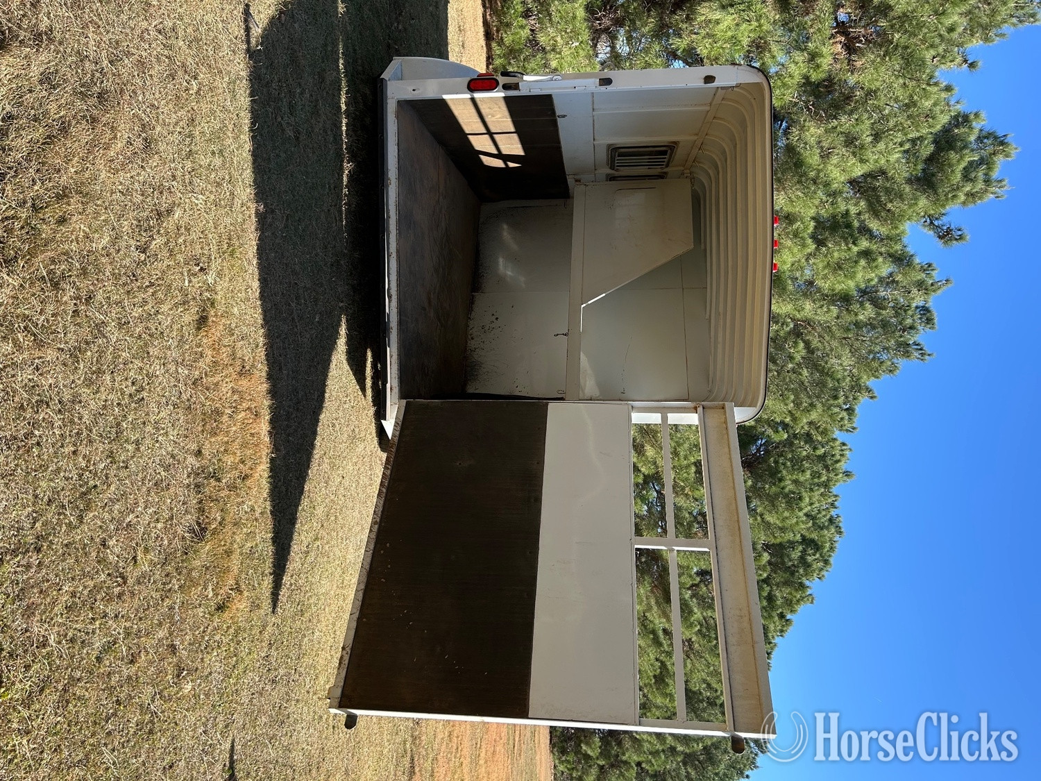 Horse Trailers - 2007 S&H Trailers Contender Sport Bumper Pull Horse Trailer in Texas