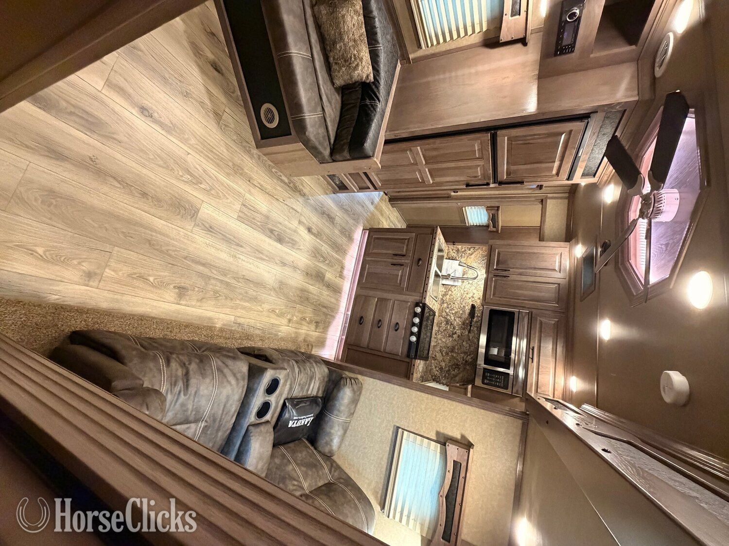 Horse Trailers - 2022 Lakota Bighorn Gooseneck Horse Trailer in Ohio