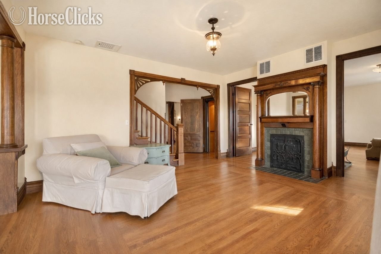 One of Kind Beautiful Craftsman Home, 2 Barns, Shop, Storage and Acreage! Washington