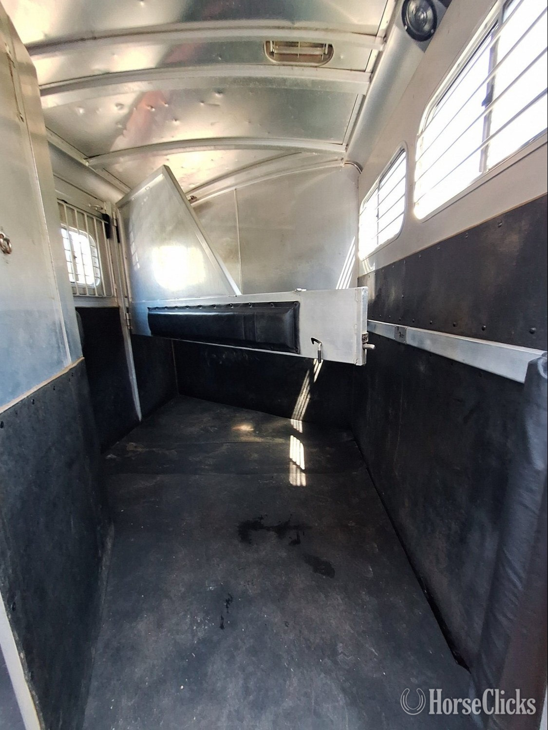 2000 4-Star Trailers 2 Horse Slant Load Gooseneck Horse Trailer - Horse Trailers