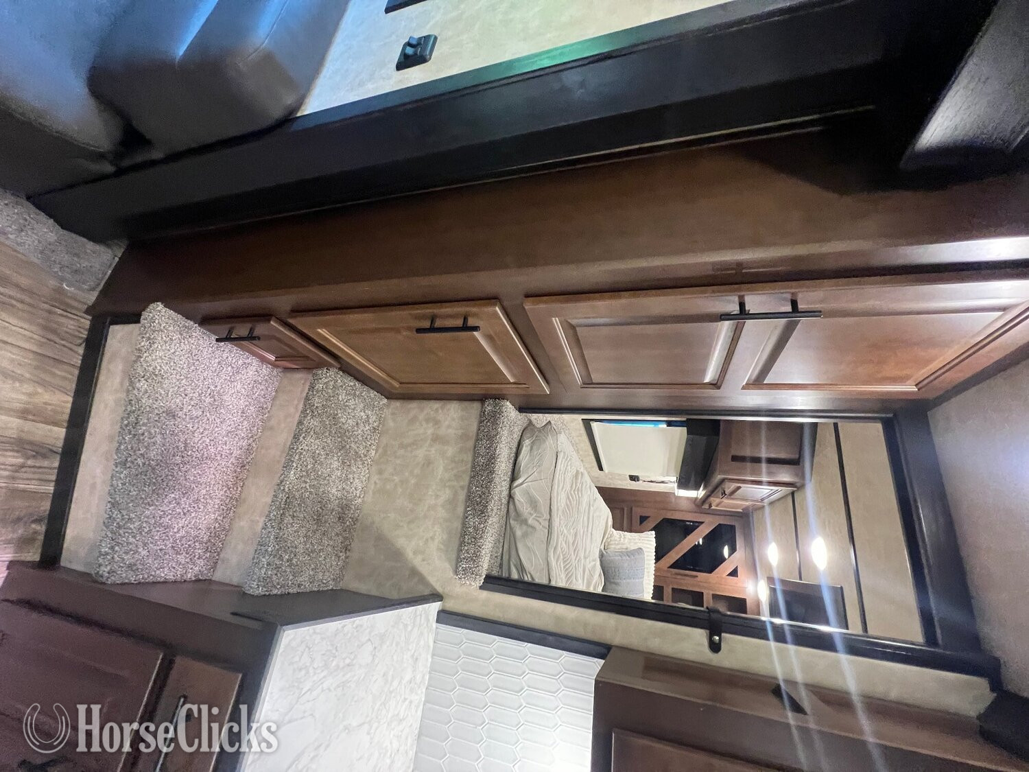 Horse Trailers - 2026 Lakota Bighorn Gooseneck Horse Trailer in Ohio