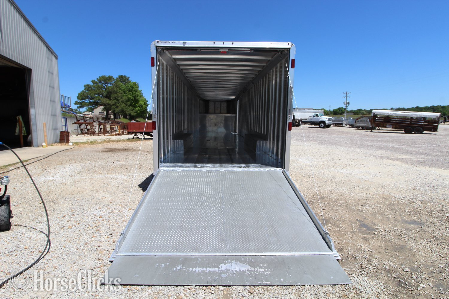 2016 Featherlite TrailersGooseneck Other Trailer - Other Trailers
