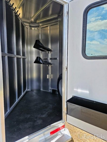 2026 Shadow Trailers Stablemate Bumper Pull Horse Trailer Florida
