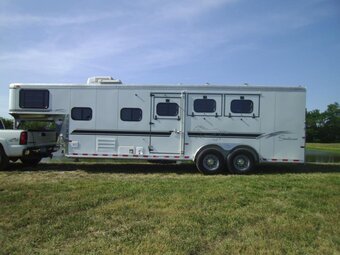 2000 Sundowner Trailers TrailBlazer Gooseneck Horse Trailer