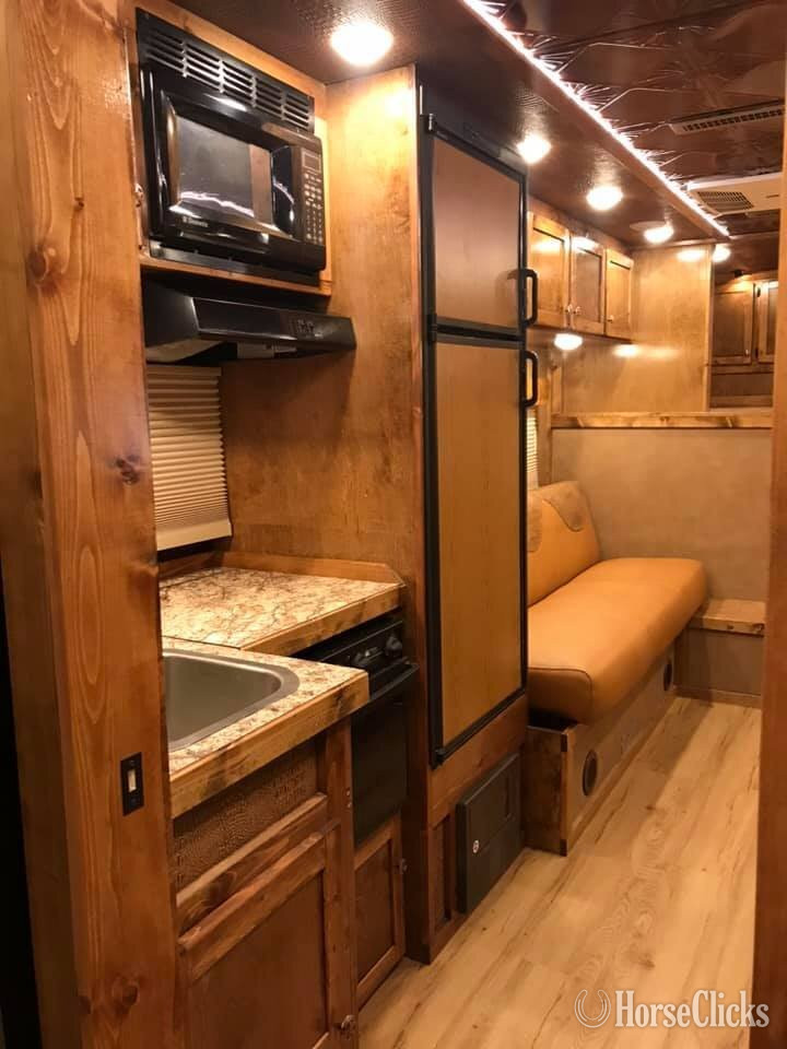 2004 Gore Trailers  Gooseneck Horse Trailer - Horse Trailers