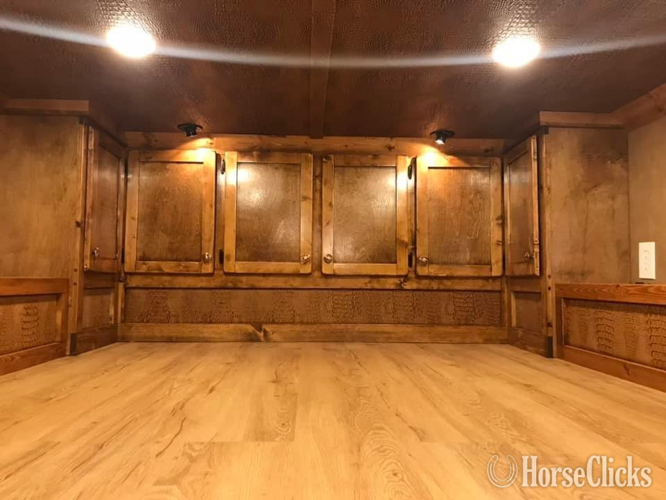 Horse Trailers - 2004 Gore Trailers  Gooseneck Horse Trailer in Alabama