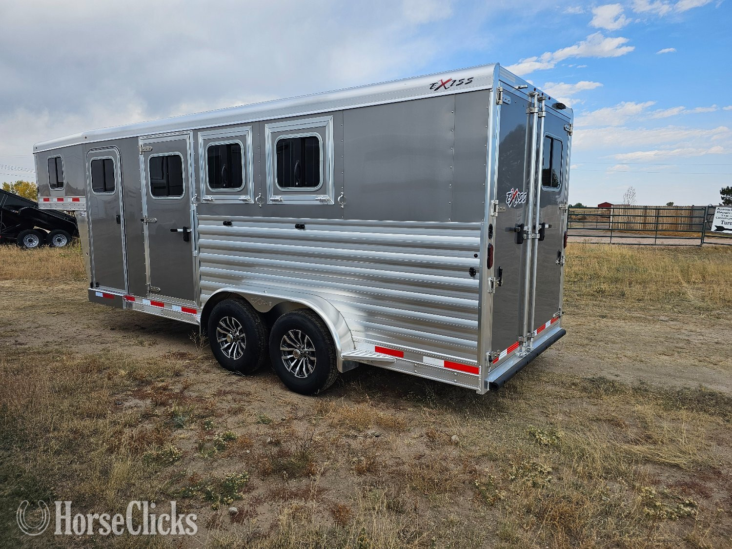 2025 Exiss Trailers 7300 Gooseneck Horse Trailer - Horse Trailers in Colorado