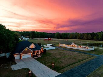 8 Acres, 6 Stall Horse Barn, 3 Pastures, Pool, 2000 sq ft garage/pool house