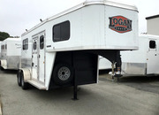 2026 Logan Coach   Horse Trailer