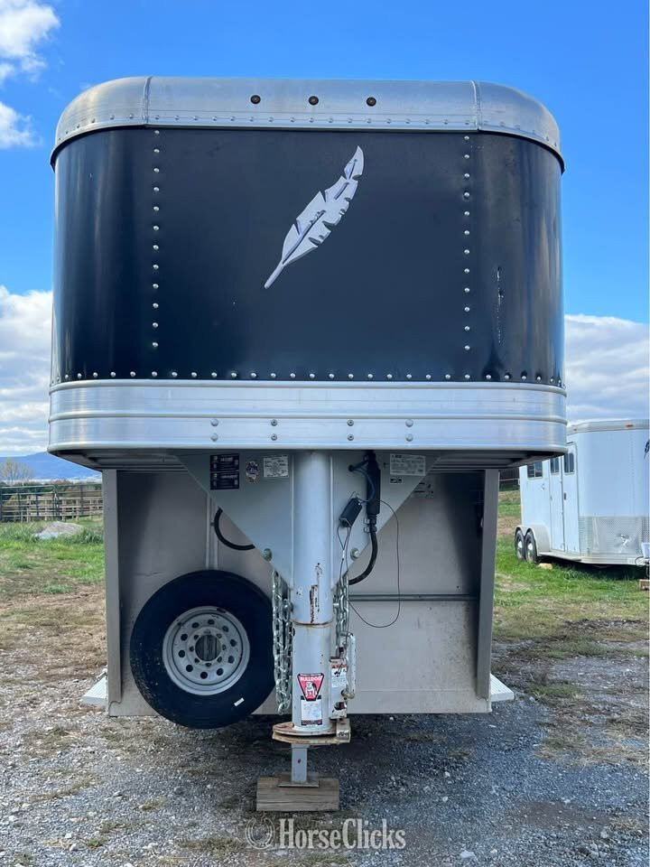 2019 Featherlite Trailers 9751 Gooseneck Horse Trailer Maryland