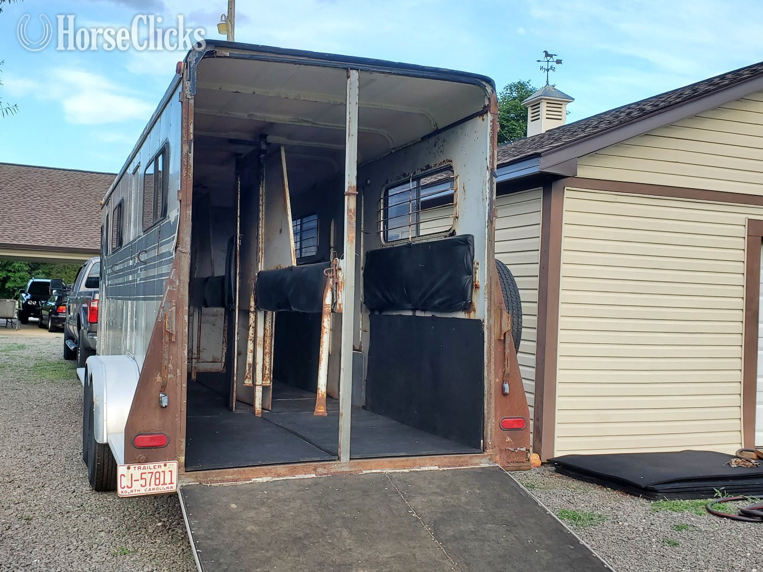 1986 4-Star Trailers Essex 4-Horse Trailer Bumper Pull Horse Trailer