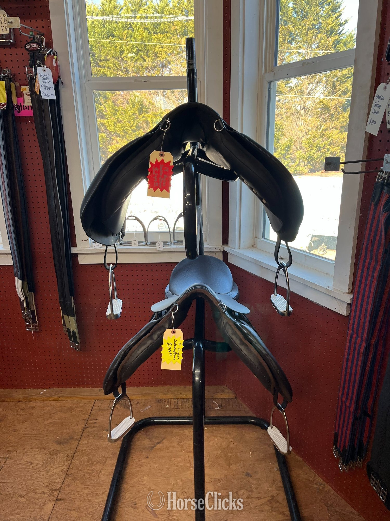 18" Showman English Saddle in South Carolina