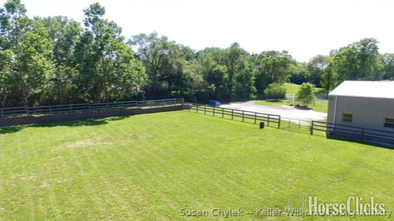 SOLD!!! Trail Riders Dream Farm--Adjacent to Trails--Palos Hills, IL - Farms in Illinois