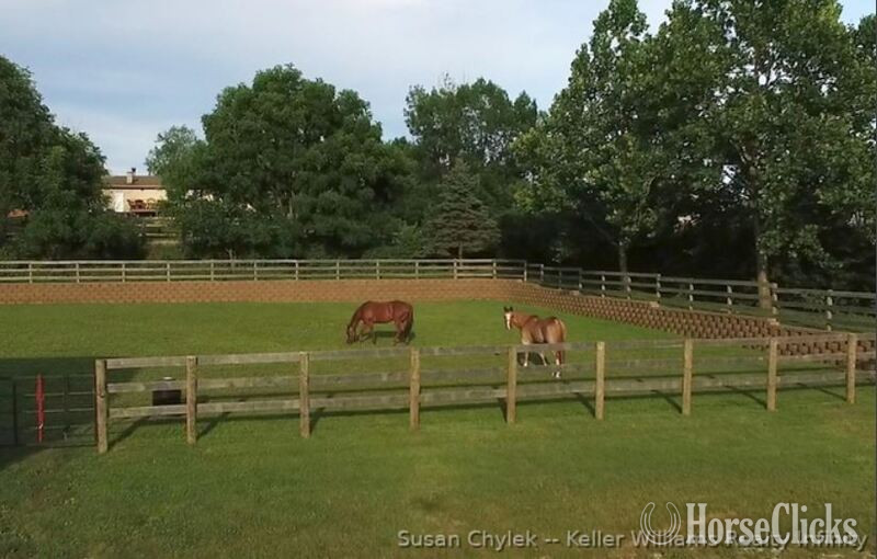 SOLD!!! Trail Riders Dream Farm--Adjacent to Trails--Palos Hills, IL - Farms