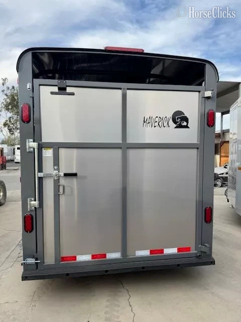 California Maverick Trailers 2027 Steel 3   Horse Trailer