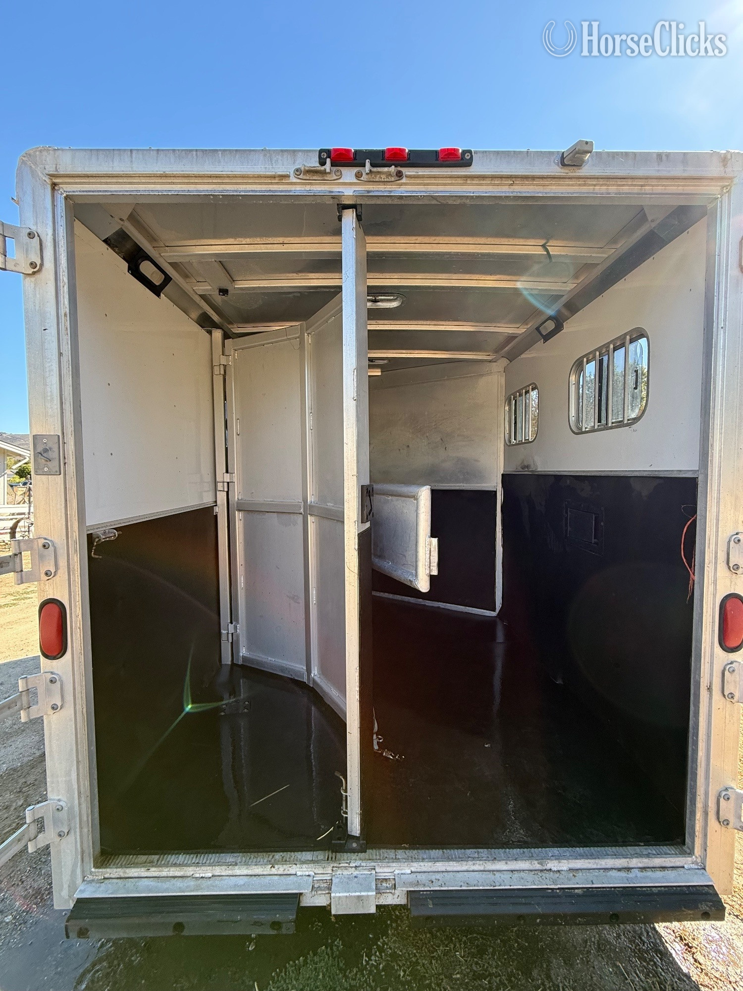 Horse Trailers - 2005 Exiss Trailers 2horse bumper pull slant Bumper Pull Horse Trailer in California