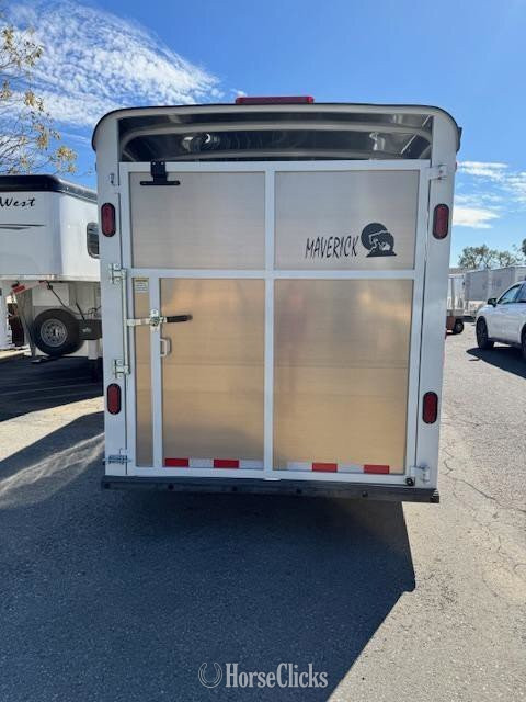 Maverick Trailers 2026  Highside  Horse Trailer in California