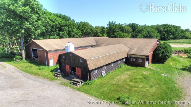 Illinois SOLD!!! 16ac Training/Boarding Facility in Wonder Lake for sale in Illinois