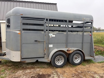 2017 Valley Trailers 2 horse slant Bumper Pull Horse Trailer