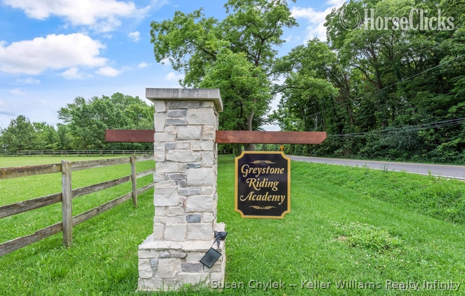 SOLD!!! --Greystone Riding Academy, Batavia, IL for sale in Illinois - Farms in Illinois