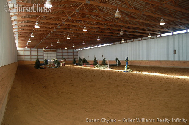 Farms - SOLD!!! Gorgeous 45 Stall Show Barn for sale in Illinois