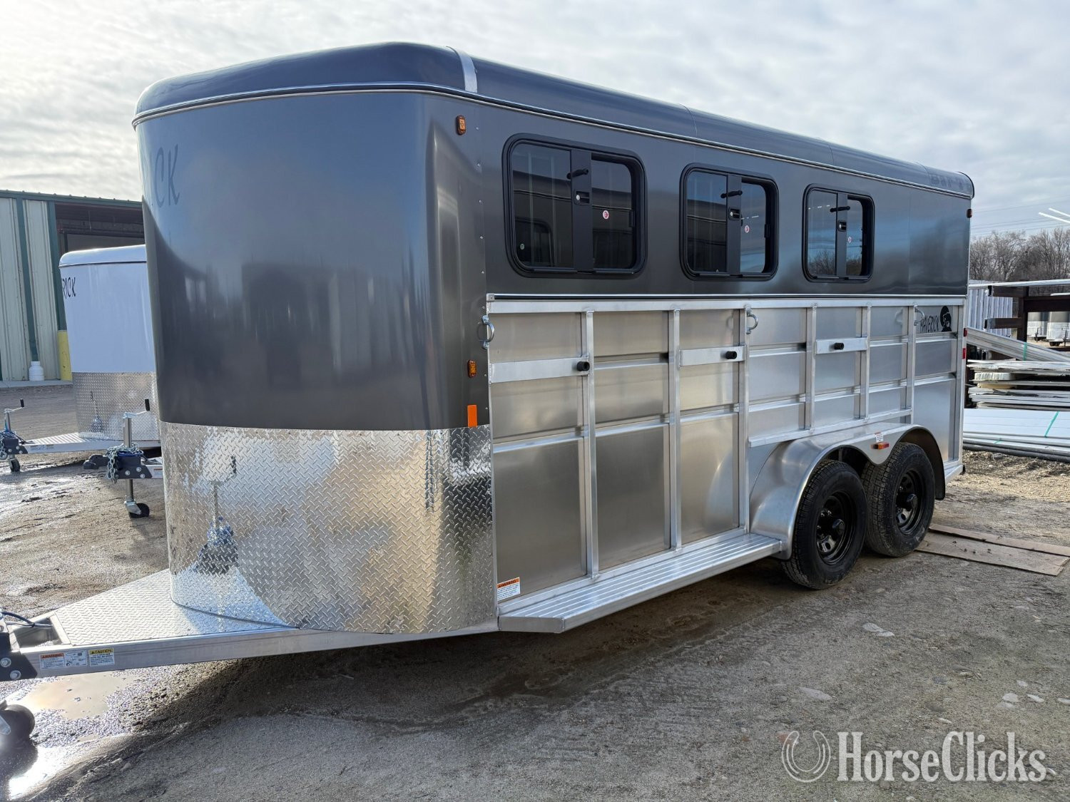 2026 Maverick Trailers Lite Deluxe Bumper Pull Horse Trailer in Texas