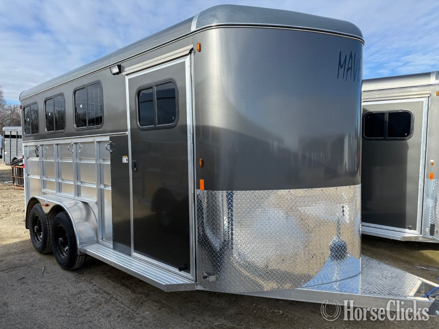 2026 Maverick Trailers Lite Deluxe Bumper Pull Horse Trailer