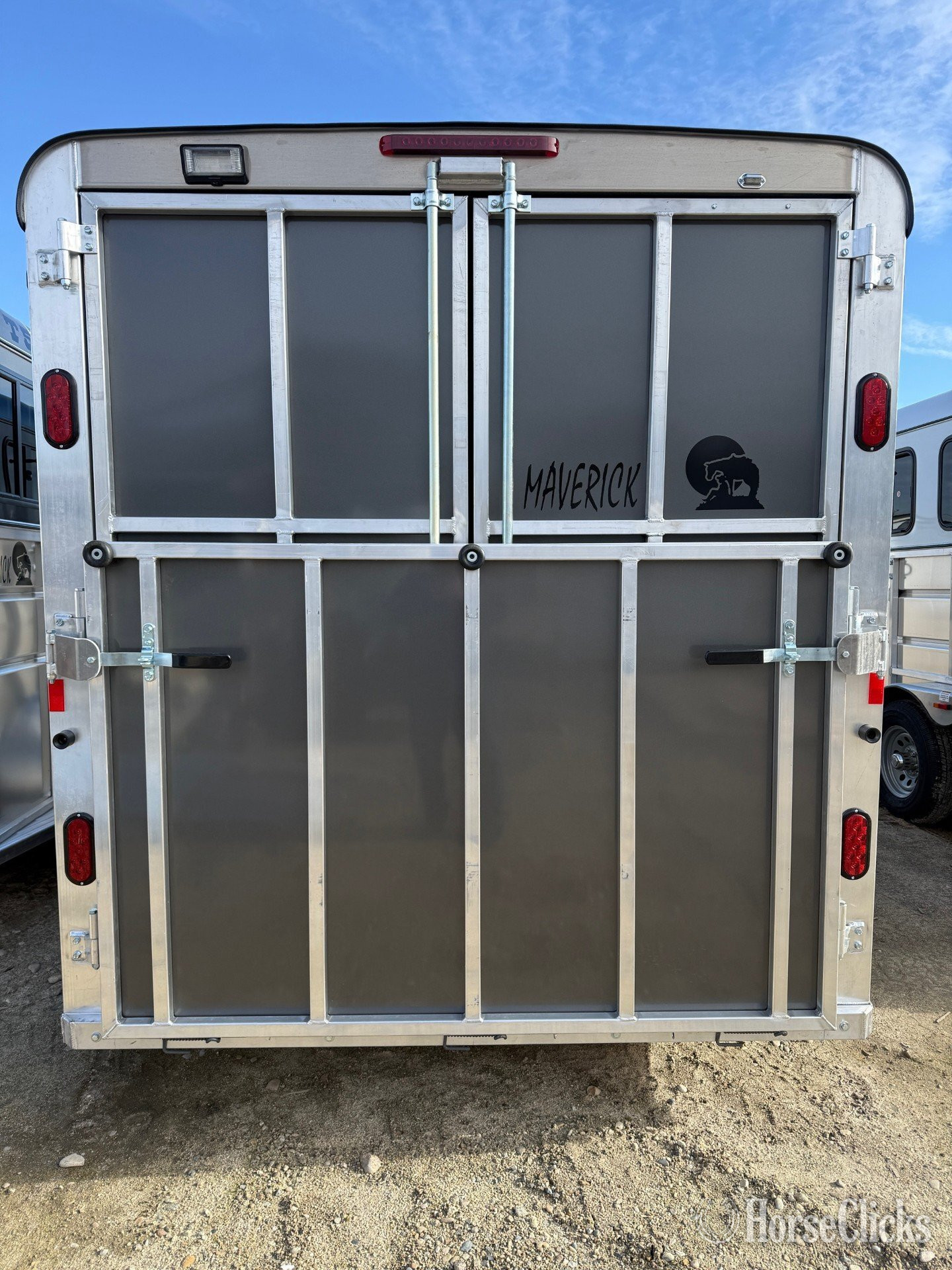 2026 Maverick Trailers Lite Deluxe Bumper Pull Horse Trailer - Horse Trailers in Texas