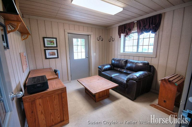 SOLD!!! Exceptional Equestrian Estate with 72x120 Indoor Arena for sale in Illinois Illinois