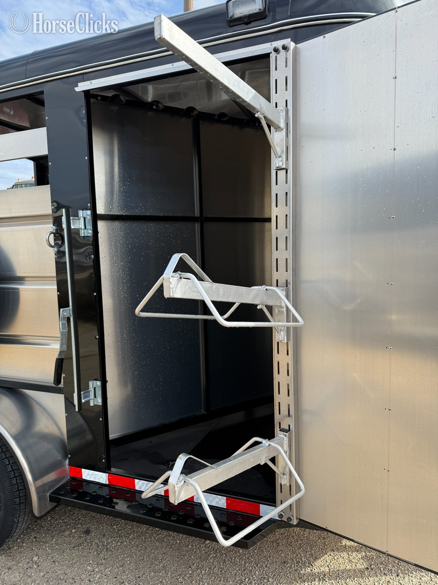 2026 Maverick Trailers Mav 13 Bumper Pull Horse Trailer - Horse Trailers