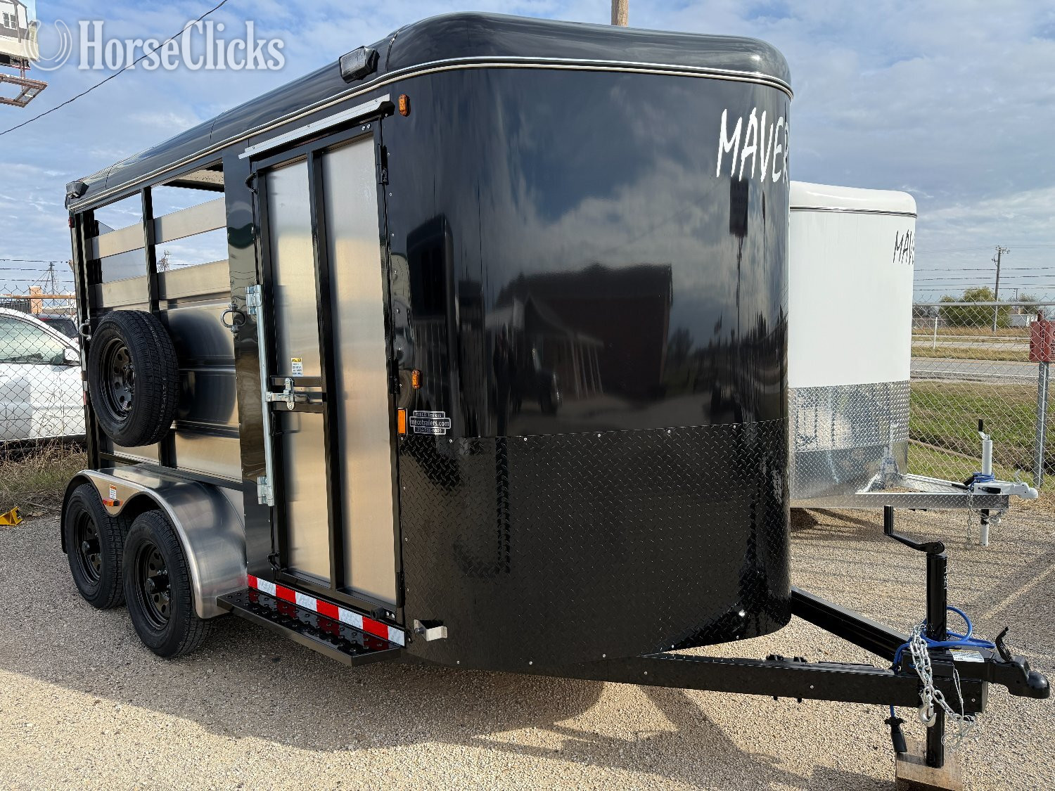 Horse Trailers - 2026 Maverick Trailers Mav 13 Bumper Pull Horse Trailer