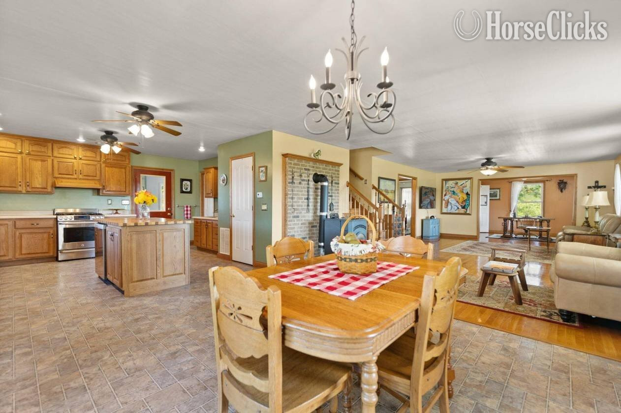 Multi Generational Living Farm with 2 Large Homes Kentucky