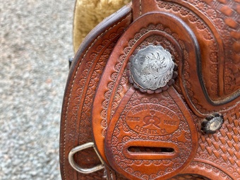 16" Other Western Saddle