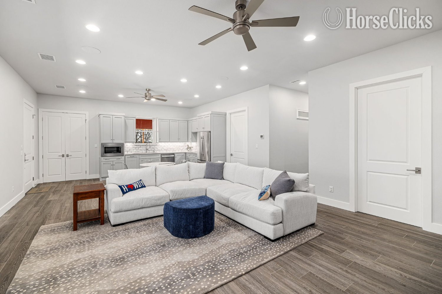 Ranch - Equestrian Paradise Meets Modern Luxury