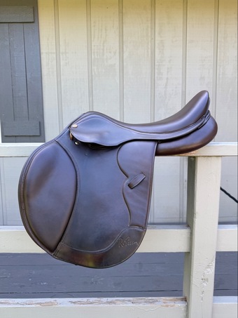 17.5" Pessoa English Saddle