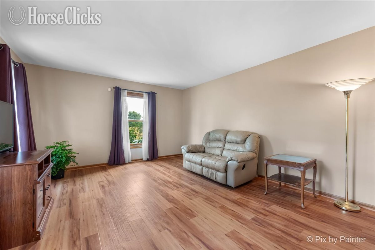 Illinois SOLD!!! 5 ac Beecher Horse Farm with Updated 4 Br Home