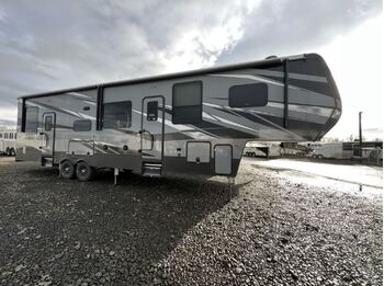 2019  Raptor 351 Toy Hauler  Other Trailer
