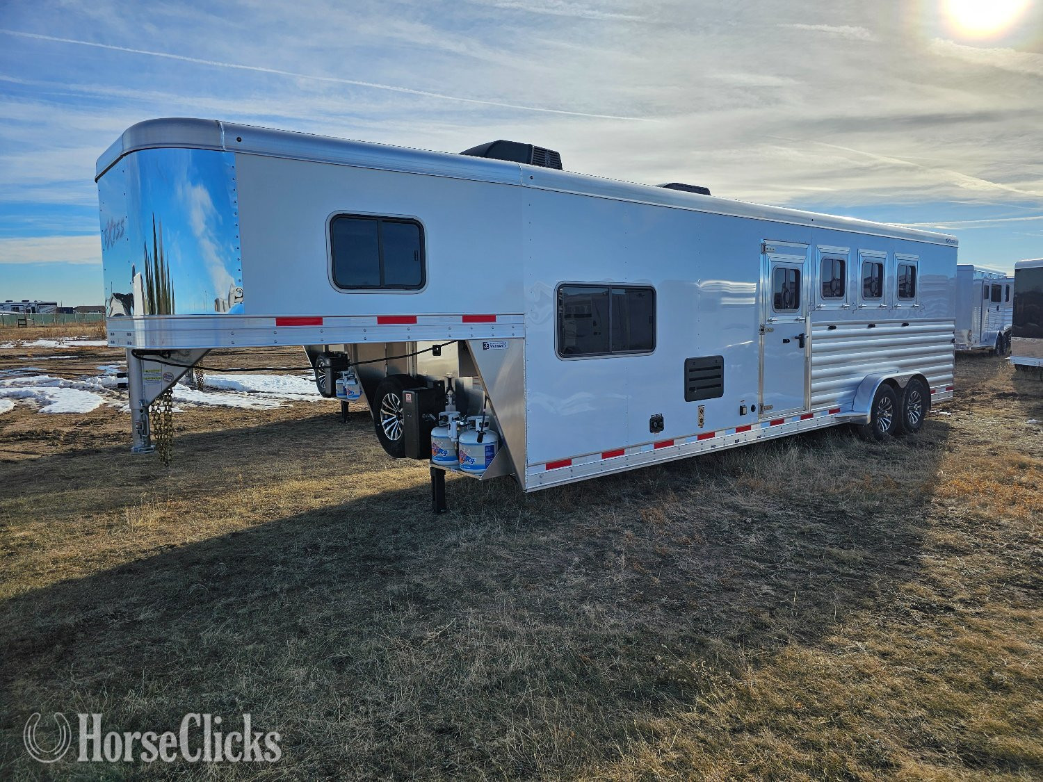 2025 Exiss Trailers Escape 7410 Gooseneck Horse Trailer in Colorado