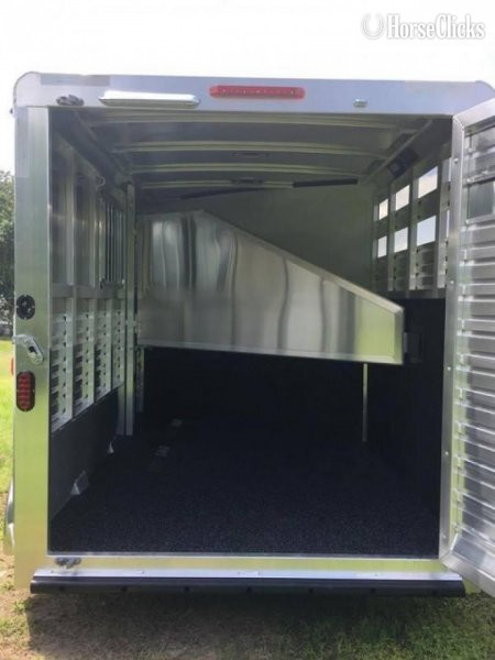 2026 Exiss Trailers Express CXF Bumper Pull Horse Trailer - Horse Trailers