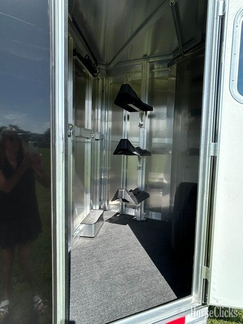 2026 Exiss Trailers CXF Bumper Pull Horse Trailer Florida