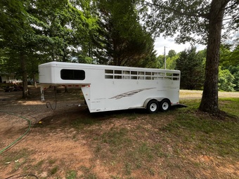 2018 Trails West Adventure 4H GN Gooseneck Horse Trailer
