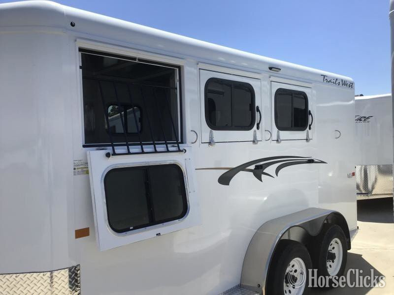 Trails West 2026 Manufacturing 3 Horse BP Trailer  Horse Trailer