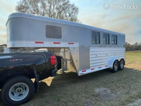 2026 Exiss Trailers Express CXF Gooseneck Horse Trailer