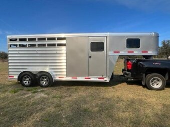 2026 Exiss Trailers Express CXF Gooseneck Horse Trailer