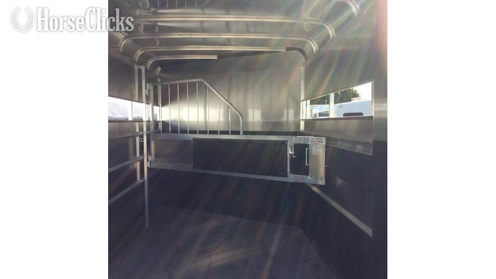 California Maverick Trailers 2026 Trailers Lite Warmblood 2   Horse Trailer
