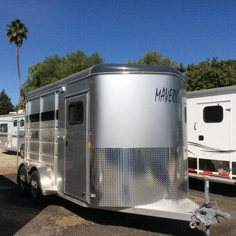 Maverick Trailers 2026 Trailers Lite Warmblood 2   Horse Trailer