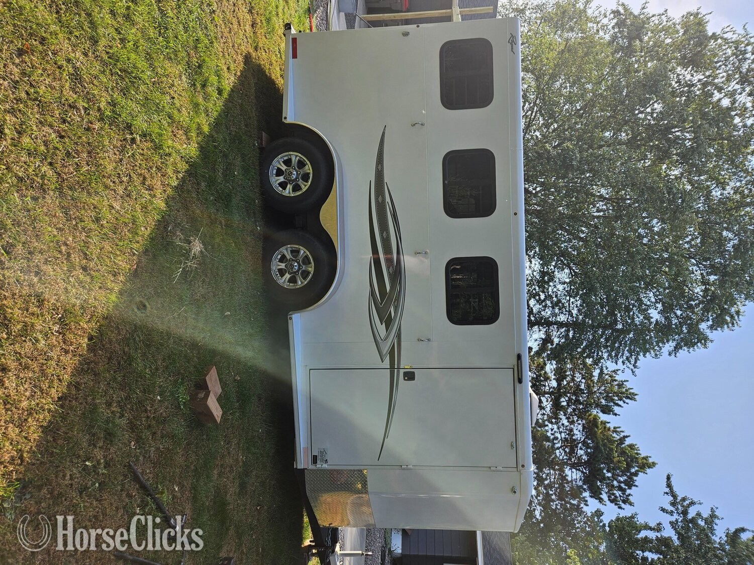 Minnesota 2021 Titan Trailers Royal II Bumper Pull Horse Trailer